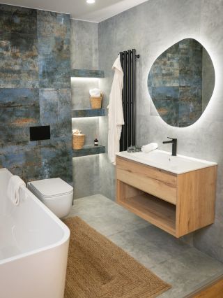 Líbí se vám trend velkoformátových obkladů? Tato koupelna je přesně pro vás! 😍 Lucil V nabízí skvělé detaily jako...